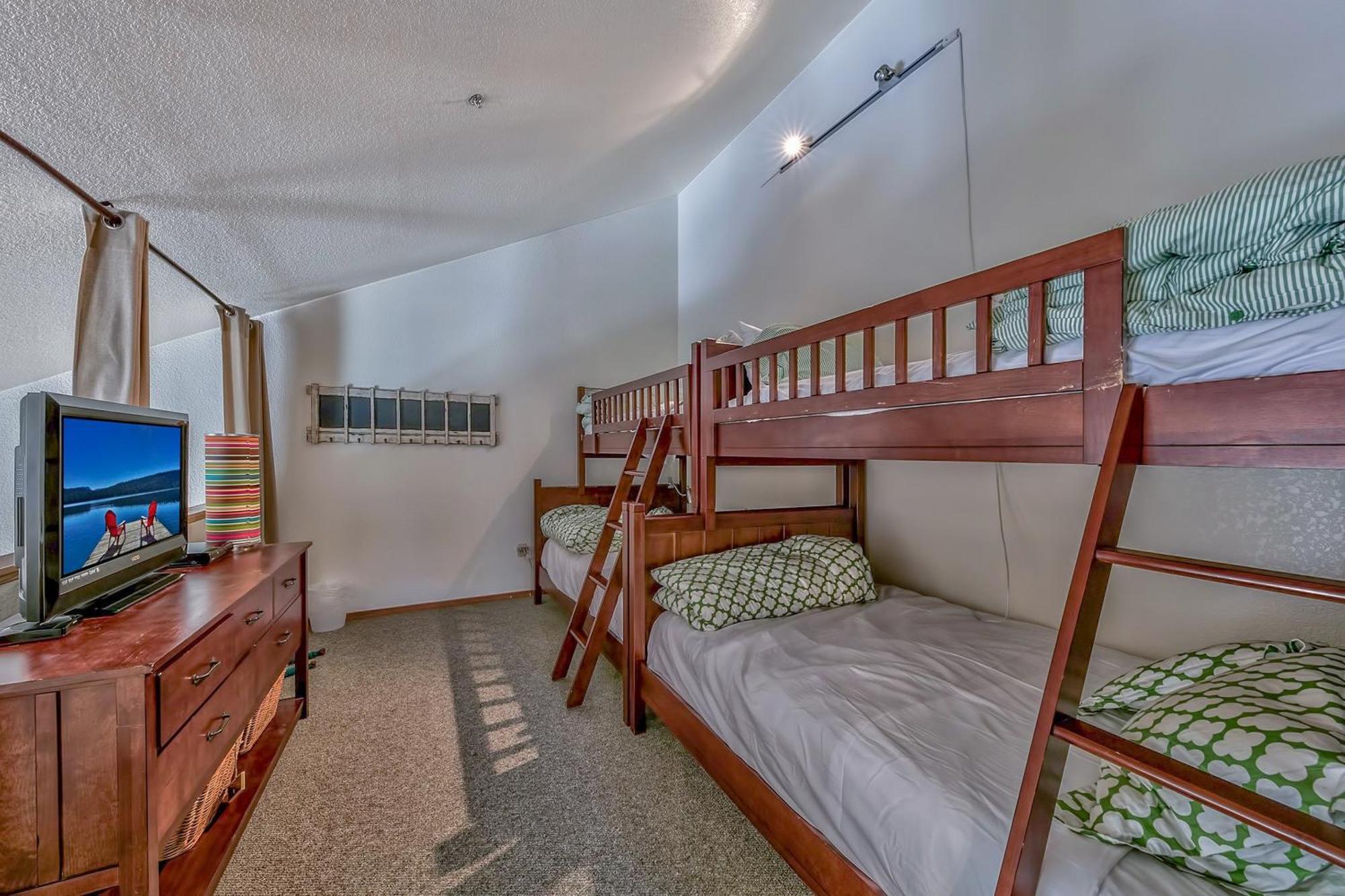 Kirkwood Mountain Resort Properties Bagian luar foto